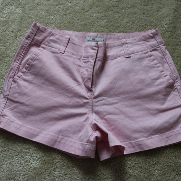 Vineyard Vines Shorts - Picture 1 of 4